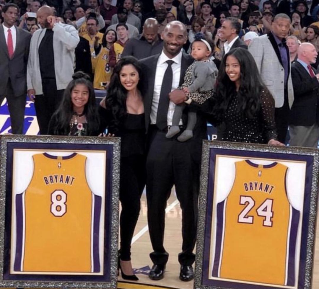 球迷们将继 球迷们将继