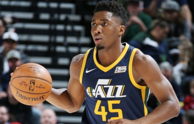 豪取8连胜 豪取8连胜