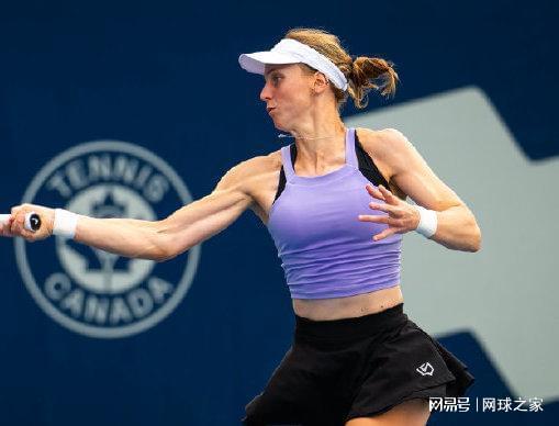 他们表现出 他们表现出